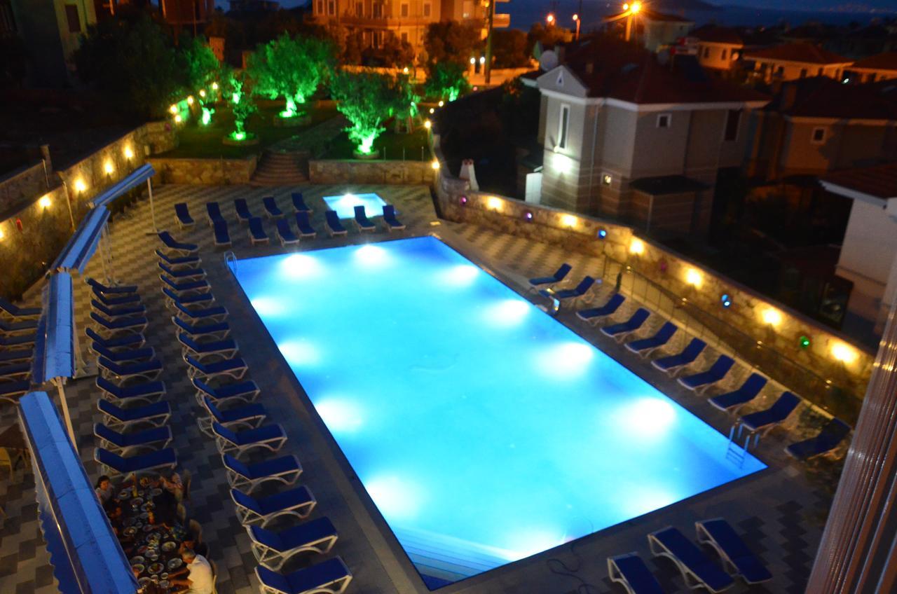Elisa Hotel Ayvalik Exterior foto
