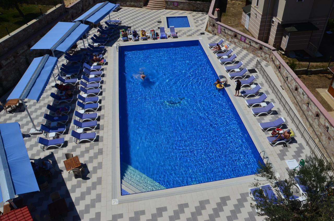 Elisa Hotel Ayvalik Exterior foto