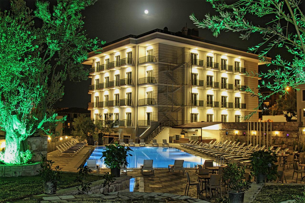Elisa Hotel Ayvalik Exterior foto