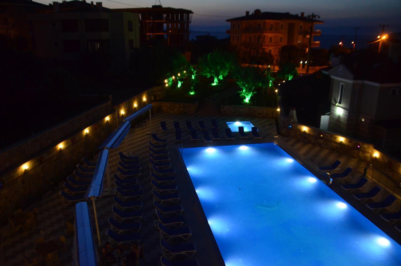 Elisa Hotel Ayvalik Exterior foto