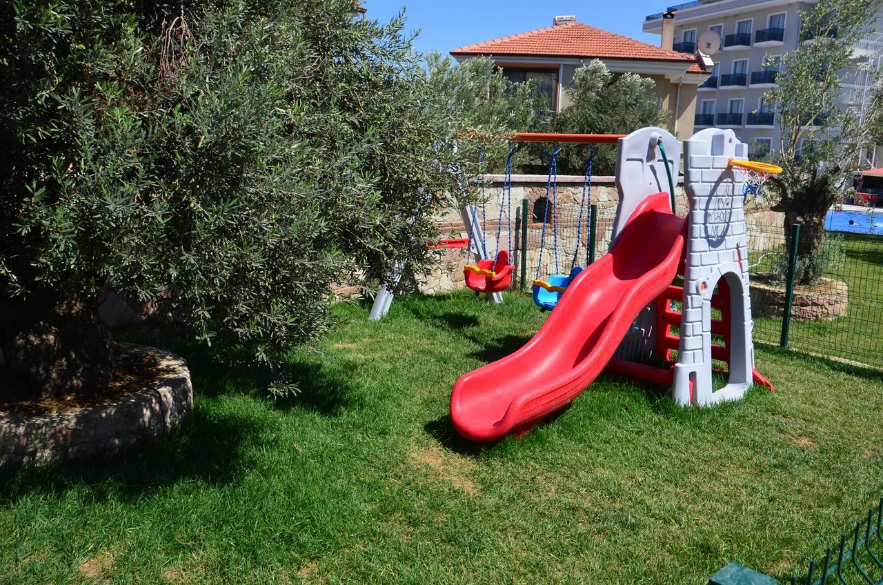 Elisa Hotel Ayvalik Exterior foto