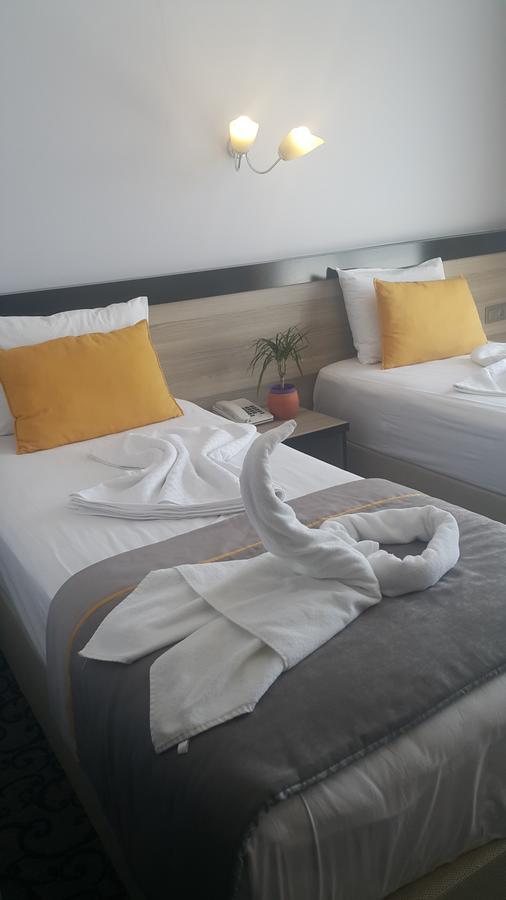 Elisa Hotel Ayvalik Exterior foto
